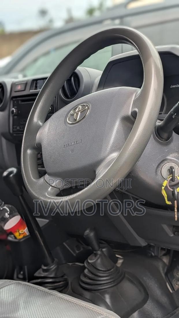 Toyota Land Cruiser 79 Series 2017 Gray