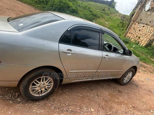 Toyota Corolla 2006 Gold