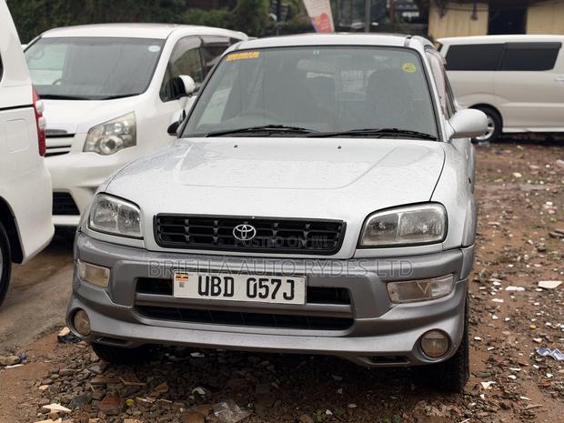 Toyota RAV4 Cabriolet 1998 Silver