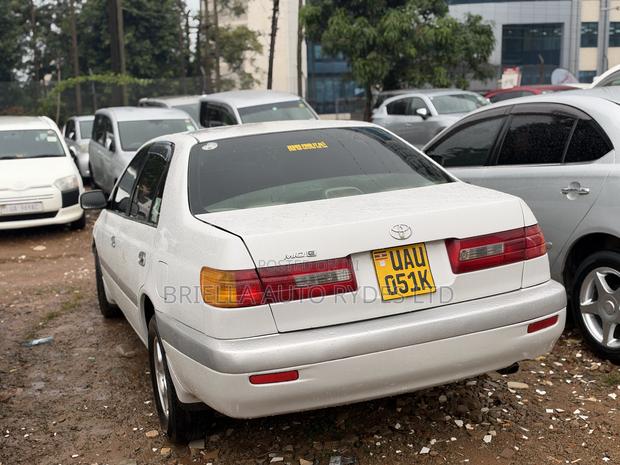 Toyota Premio 2001 Silver