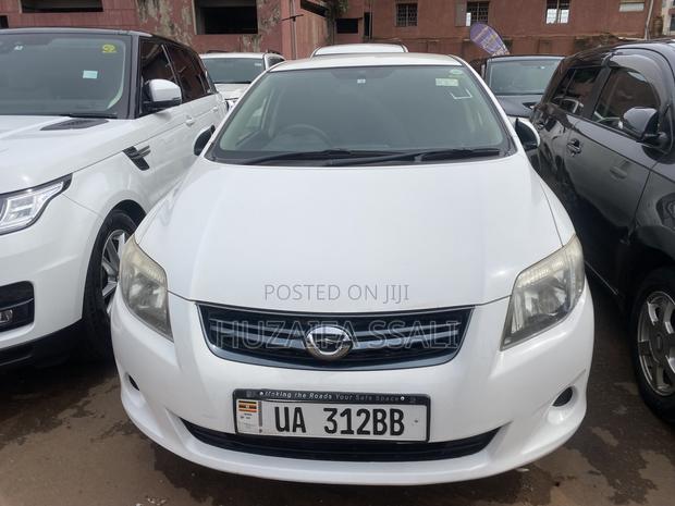 Toyota Corolla Fielder 2012 White