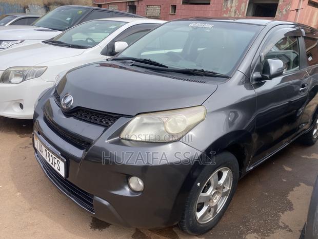 Toyota IST 2010 Gray