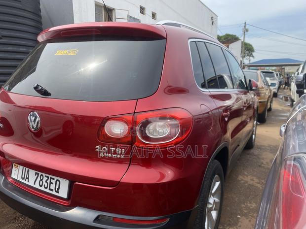 Volkswagen Tiguan 2018 Red