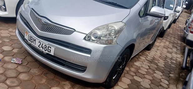 Toyota Ractis 2008 Silver