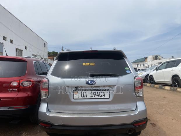 Subaru Forester 2017 Silver