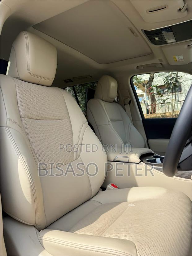 Toyota Land Cruiser 2026 White