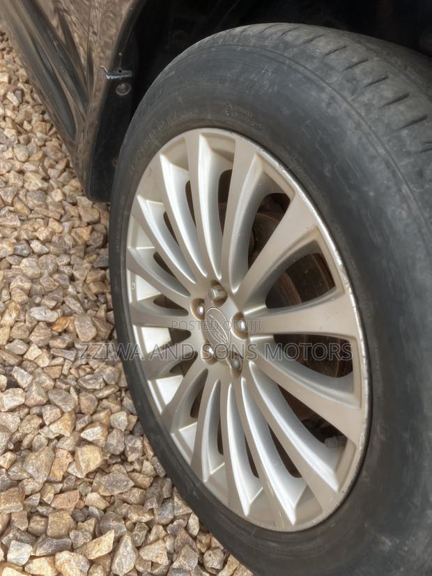 Subaru Forester 2.5XT Premium 2011 Gray
