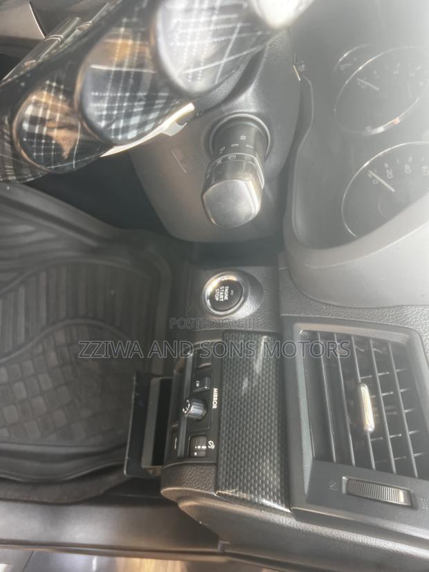 Subaru Forester 2.5XT Premium 2011 Gray
