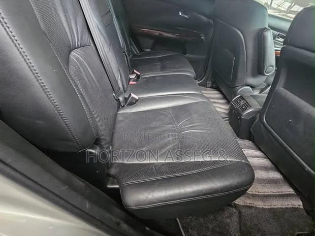 Toyota Harrier 2010 Silver