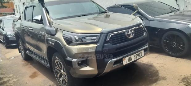 Toyota Hilux 2016 Green