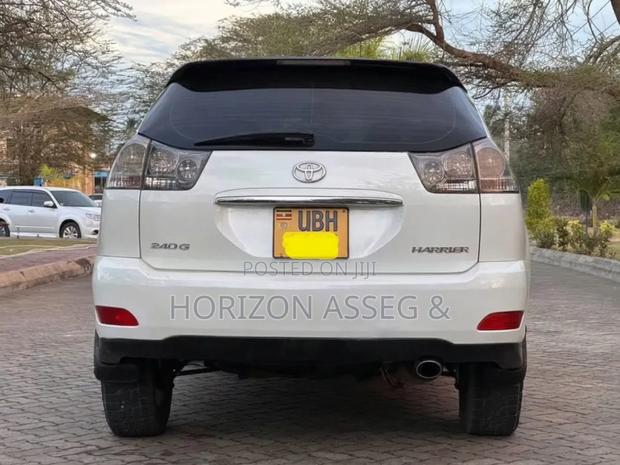 Toyota Harrier 2009 White