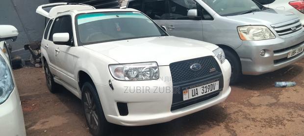 Subaru Forester 2023 White