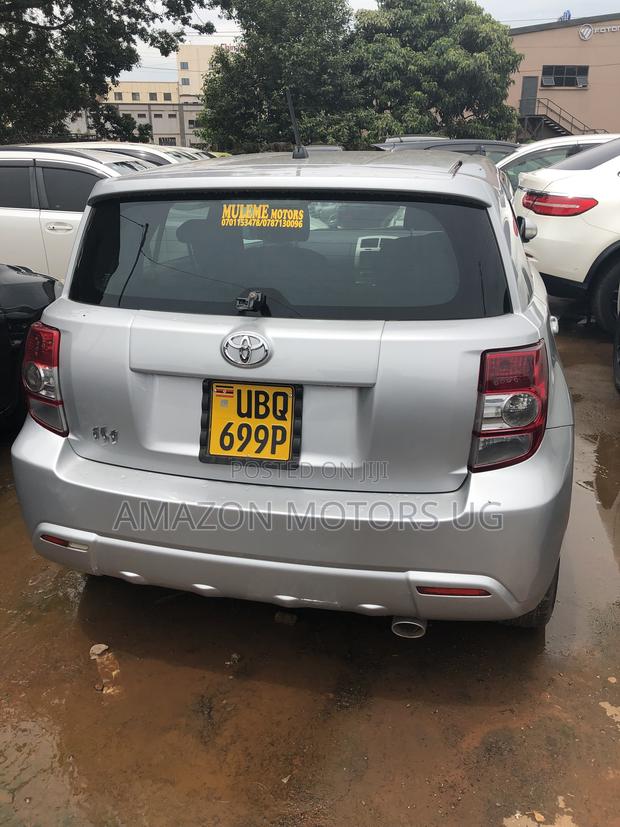 Toyota IST 2010 Silver