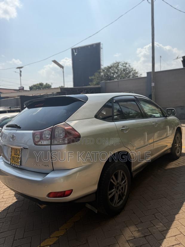 Toyota Harrier 2.4 2008 Silver
