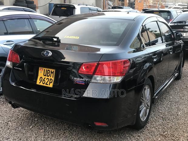 Subaru Legacy 2011 Black
