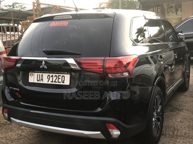 Mitsubishi Outlander 2019 Black