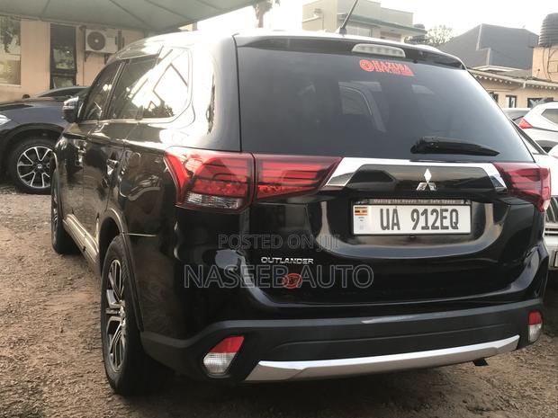 Mitsubishi Outlander 2019 Black