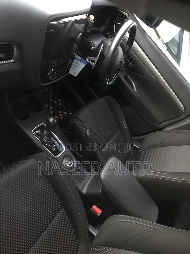 Mitsubishi Outlander 2019 Black