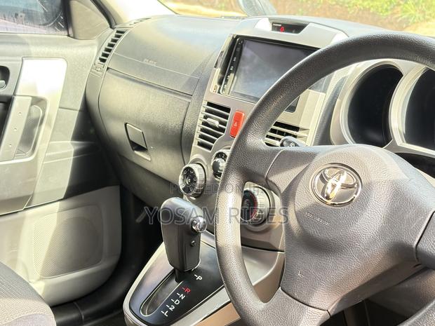 Toyota Rush 1.5 RWD 2011 Blue