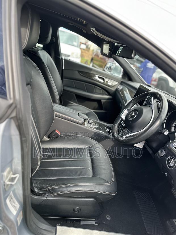 Mercedes-Benz CLS 2017 Silver