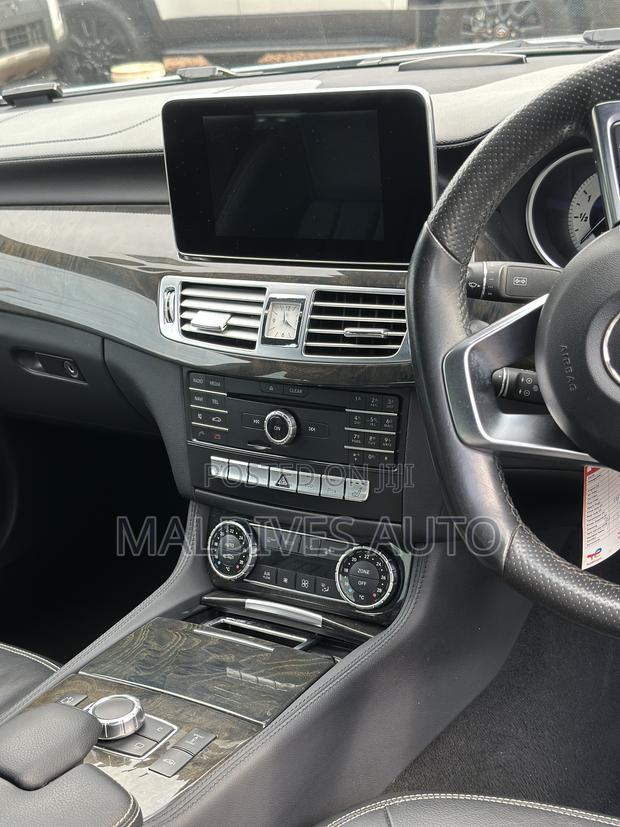 Mercedes-Benz CLS 2017 Silver