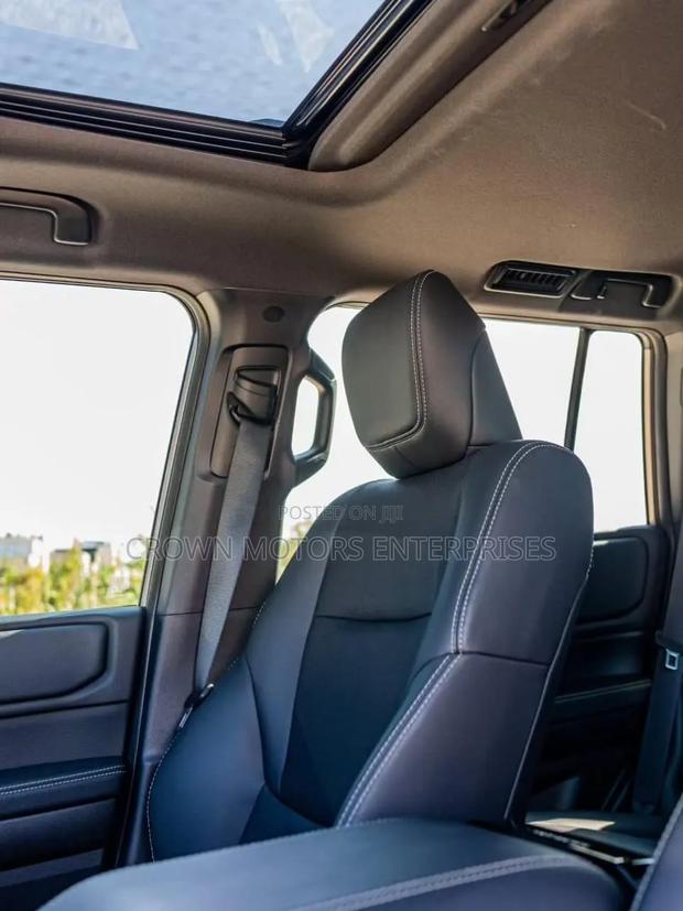 Toyota Land Cruiser Prado 2.7 2025 Beige