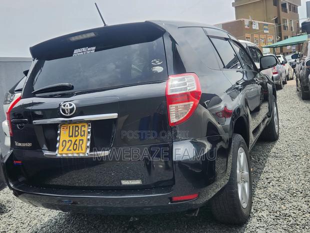 Toyota Vanguard 2009 Black