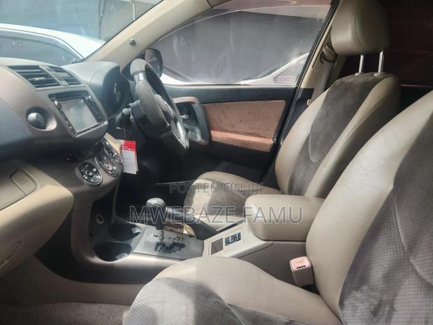 Toyota Vanguard 2009 Black