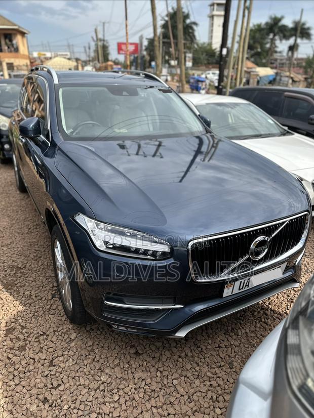 Volvo XC90 2018 Blue