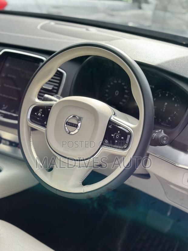 Volvo XC90 2018 Blue