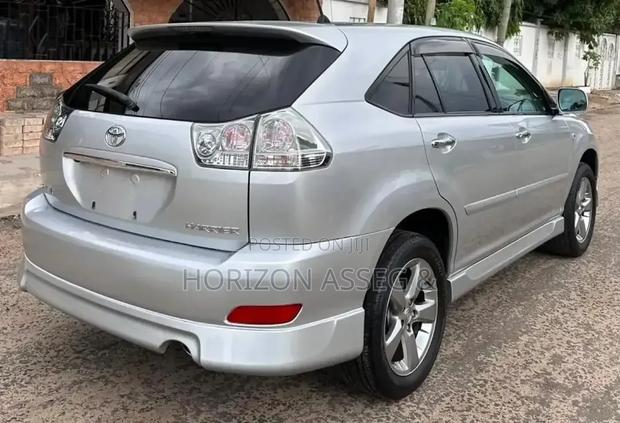 Toyota Harrier 2009 Silver