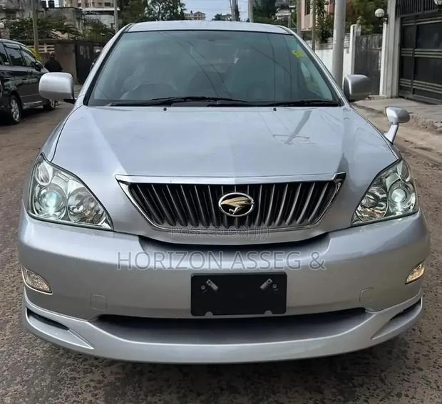 Toyota Harrier 2009 Silver