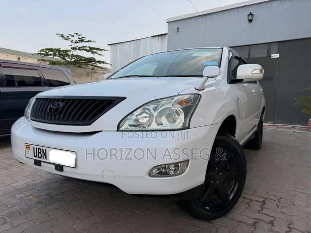 Toyota Harrier 2007 White
