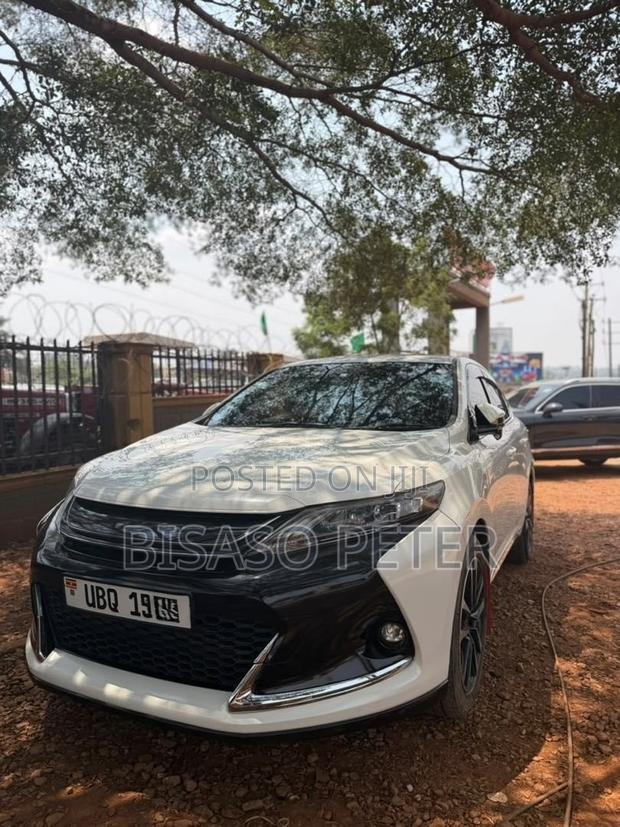 Toyota Harrier 2017 White