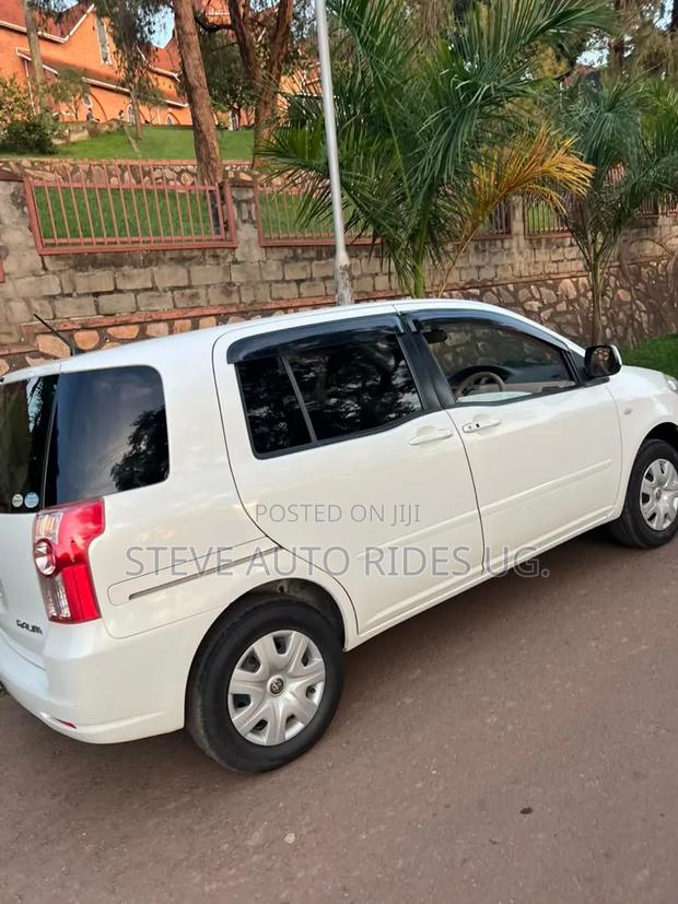 Toyota Raum 1.5 FWD 2011 White