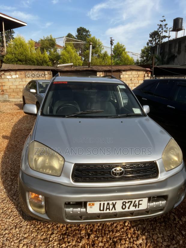 Toyota RAV4 Automatic 2003 Silver