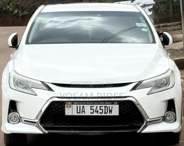 Toyota Mark X 2.5 RWD 2013