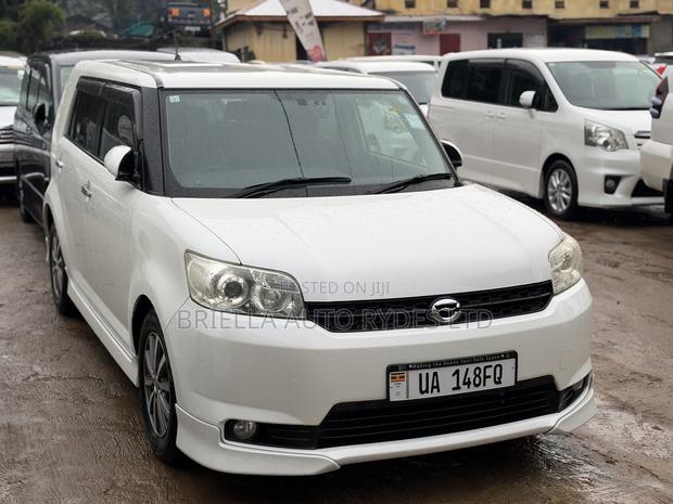 Toyota Corolla Fielder 2011 White