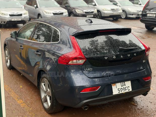 Volvo V40 2014 Blue
