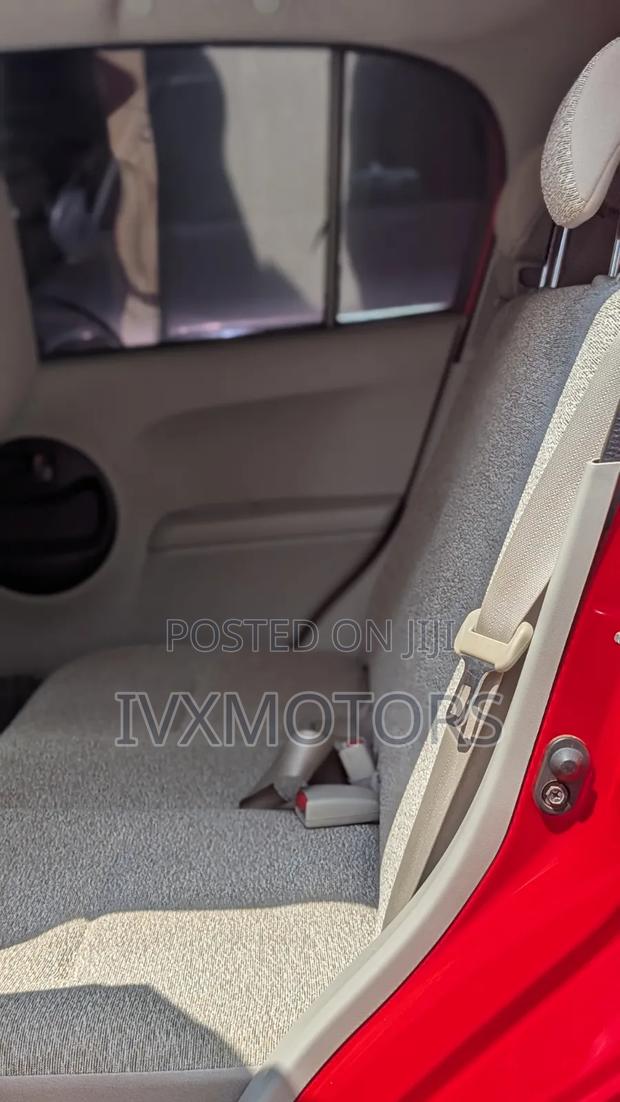 Toyota Passo 1.0 AWD 2011 Red