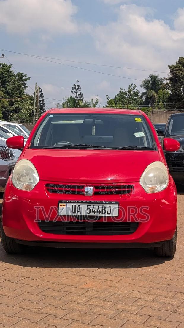 Toyota Passo 1.0 AWD 2011 Red