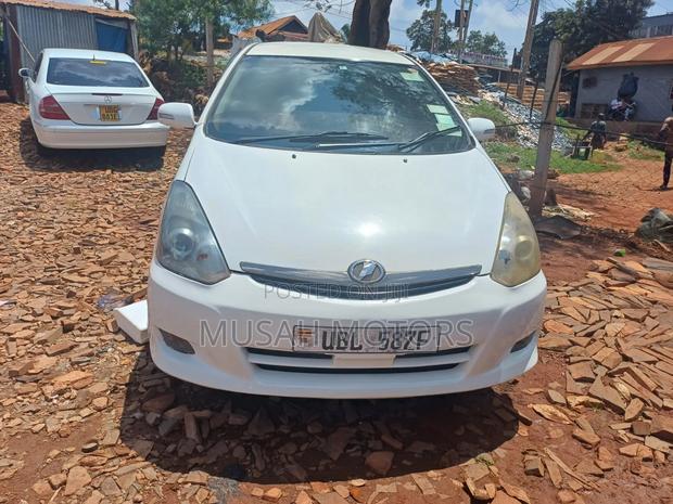 Toyota Wish 2007 White