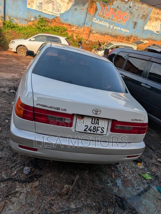 Toyota Premio 2006 White