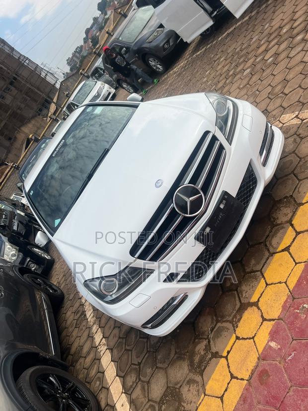 Mercedes-Benz C180 2014 White