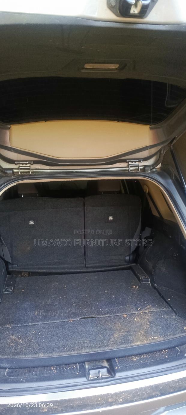 Nissan Wingroad 2010 Silver