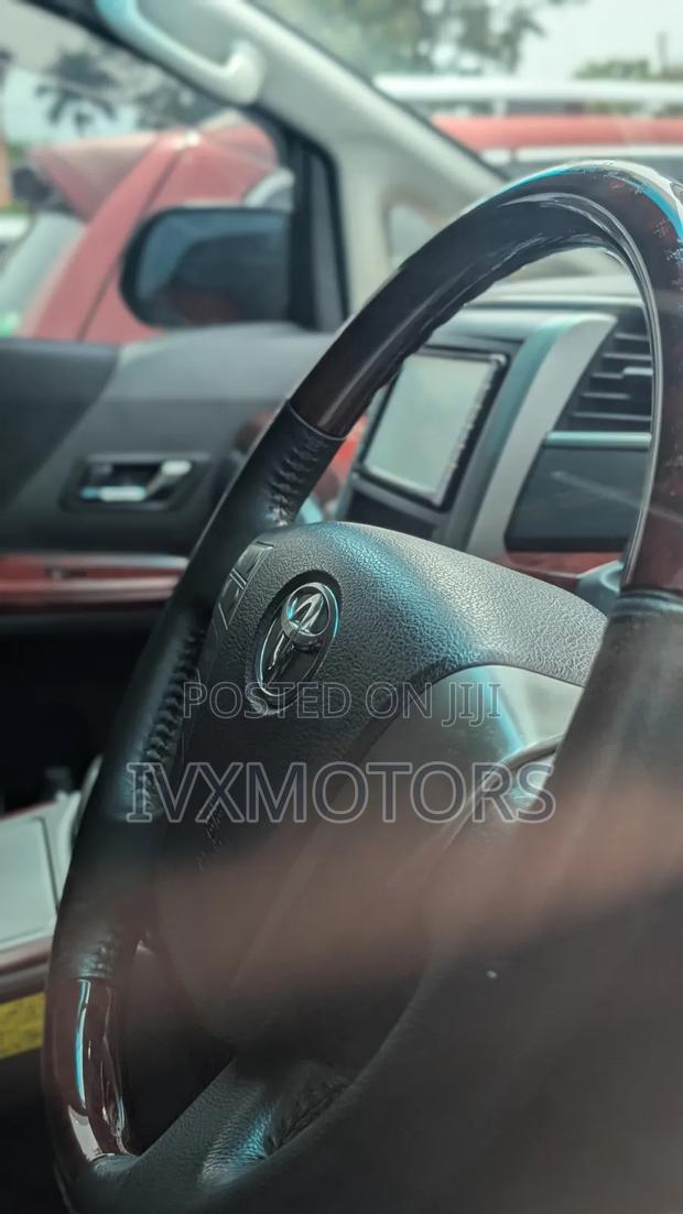 Toyota Alphard 2.4 Petrol AWD 2010 White