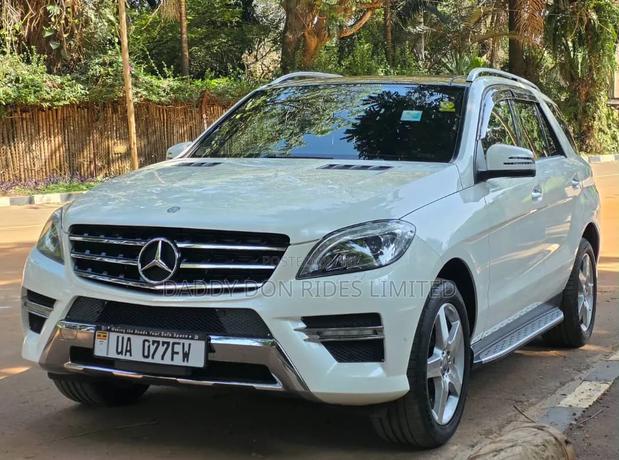 Mercedes-Benz M Class ML350 4MATIC 4dr SUV AWD (3.5L 6cyl 7A) 2014