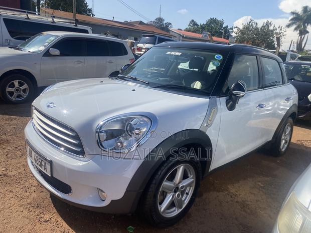Mini Cooper 2025 White