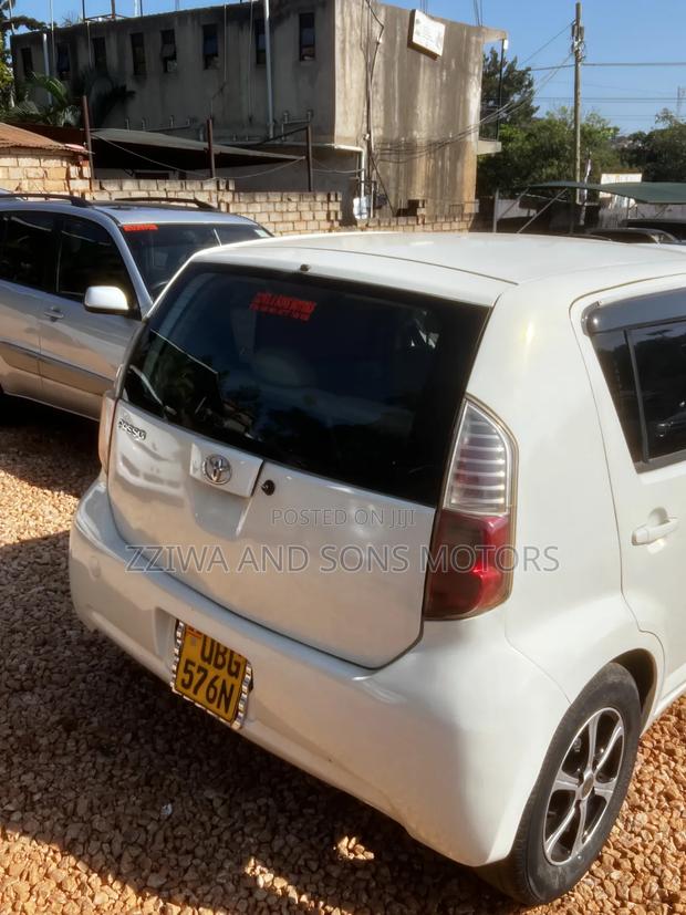 Toyota Passo 1.3 FWD 2009 White