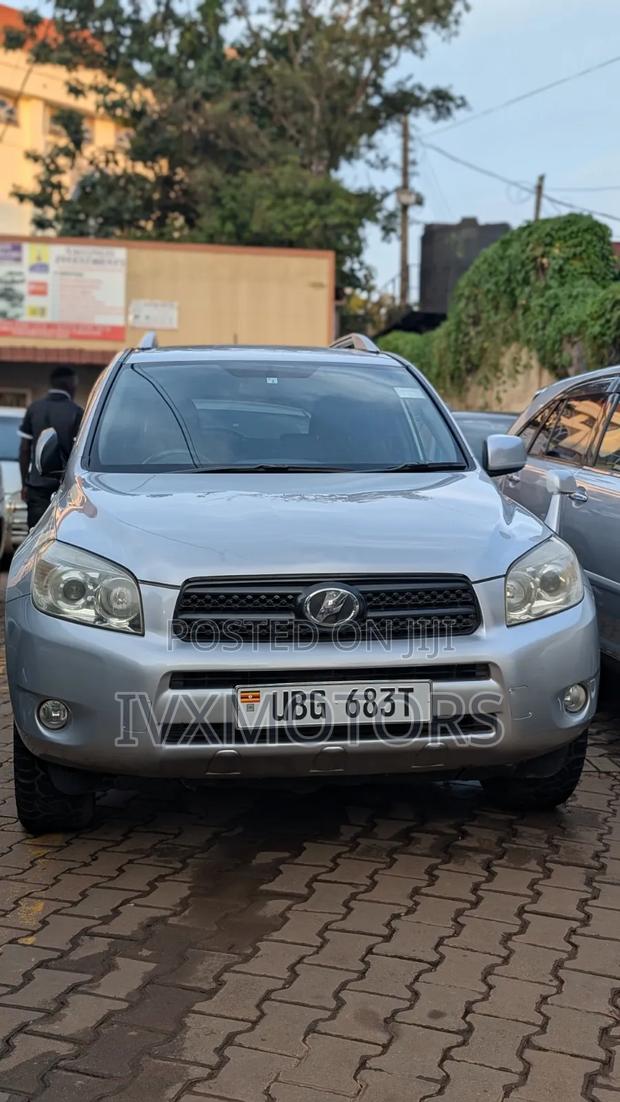 Toyota RAV4 2006 Silver